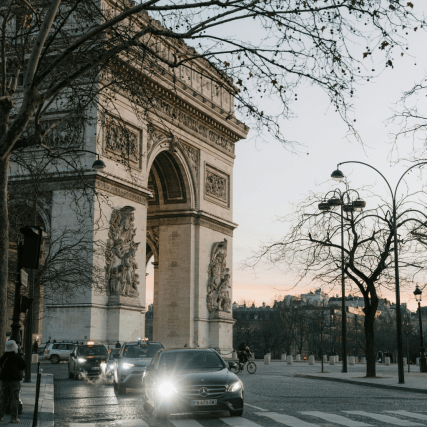 L’ADRESSE IDÉALE POUR CONJUGUER AFFAIRES ET ART DE VIVRE PARISIEN