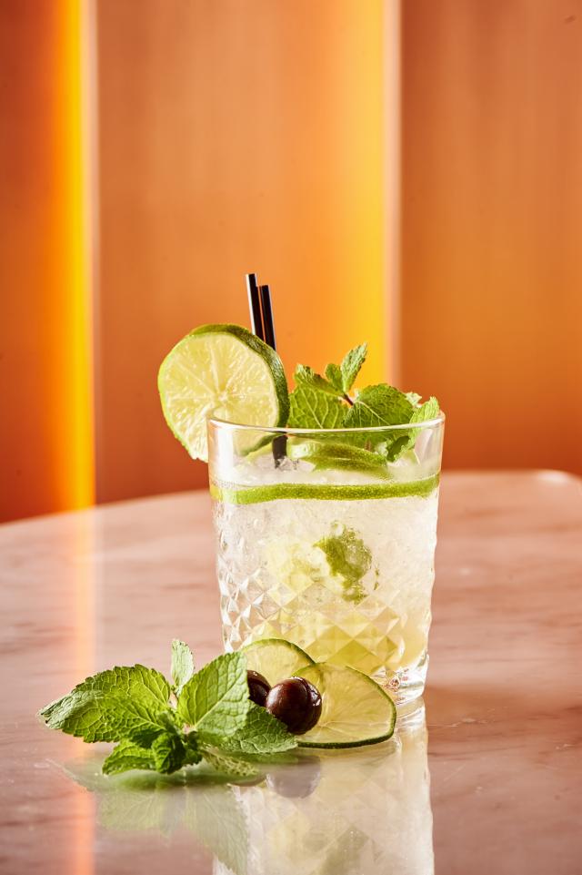 Hôtel Vernet - Bar & Lounge